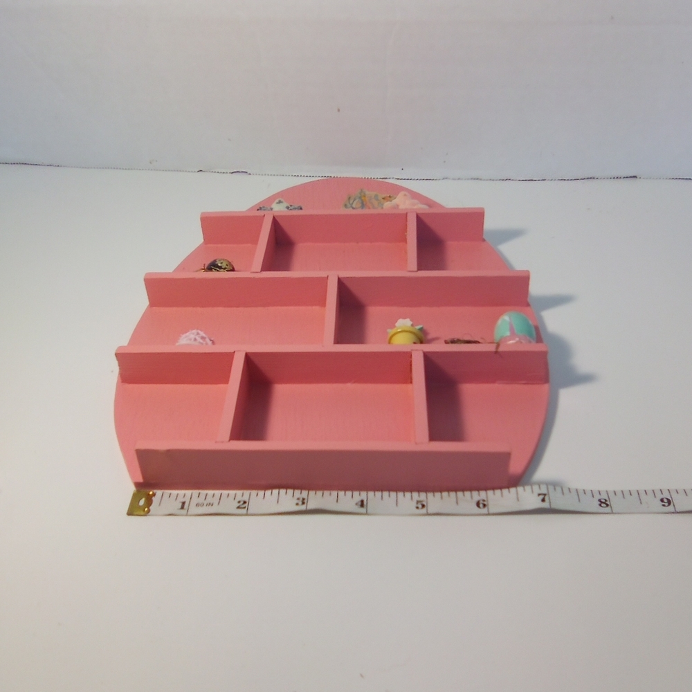 Vintage Pink Egg-Shaped Shelf with Easter Decorations - Picture 13 of 14